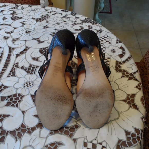 Moschino Cheapandchic Black Textured Leather Black Heels Size 38.5B - Picture 15 of 16